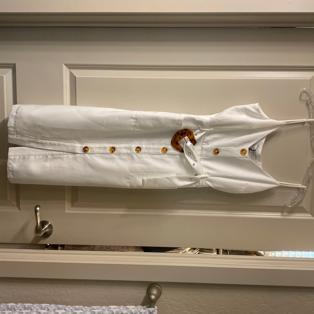 White Pencil dress with Tortoise detailing